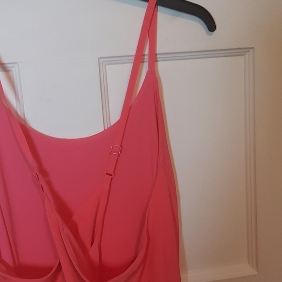 Athleta Infinity Exercise Dress in Coral Petal - Picture 15 of 16